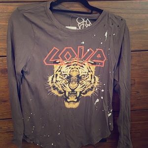 graphic long sleeve T-shirt